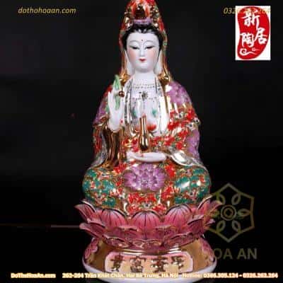 Tượng Phật Quan Âm Ngồi Bệ Sen Họa Tiết Gấm