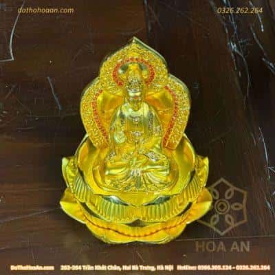 Tượng Phật Quan Âm Bồ Tát Tọa Sen Để ÔTô1