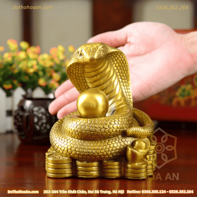 Tượng Rắn Đồng Ngậm Ngọc Phong Thủy