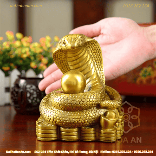 Tượng Rắn Đồng Ngậm Ngọc Phong Thủy Tượng Rắn Đồng Ngậm Ngọc Phong Thủy