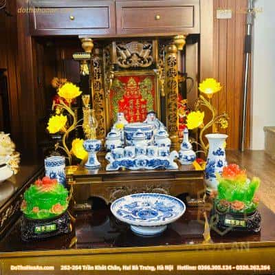 Bộ Ban Thờ Thần Tài Gỗ Xoan Sứ Men Lam 1