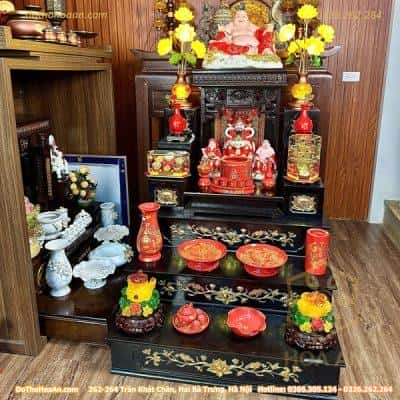 Bộ Ban Thờ Thần Tài Hiện Đại Gỗ Sồi Kết Hợp Kệ 3 Tầng Sứ Men Đỏ Bát Tràng1
