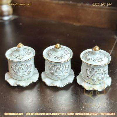 Chóe Thờ Hoa Sen Bạch Ngọc
