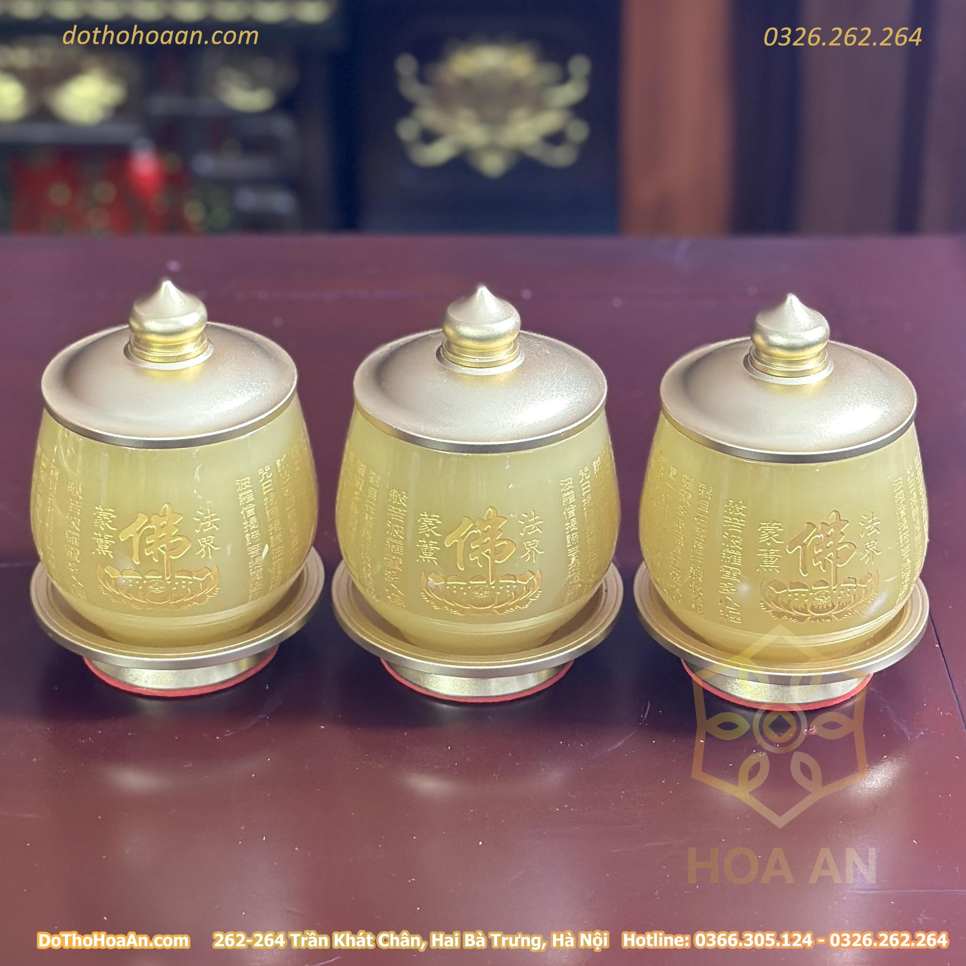 Chóe Thờ Lưu Ly Vàng Bọc Đồng (3)
