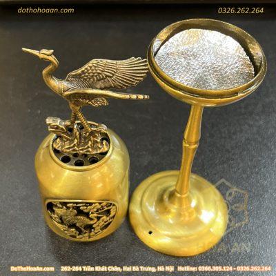 Đốt Trầm Đồng Hạc Cung Đình