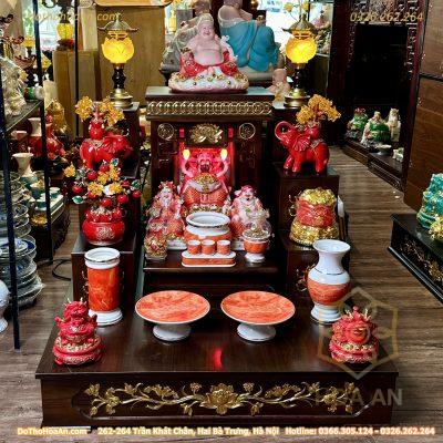 Bộ Bàn Thờ Thần Tài Hiện Đại Gỗ Sồi Triện Sen Dát Vàng Màu Nâu Sứ Vân Đá Đỏ