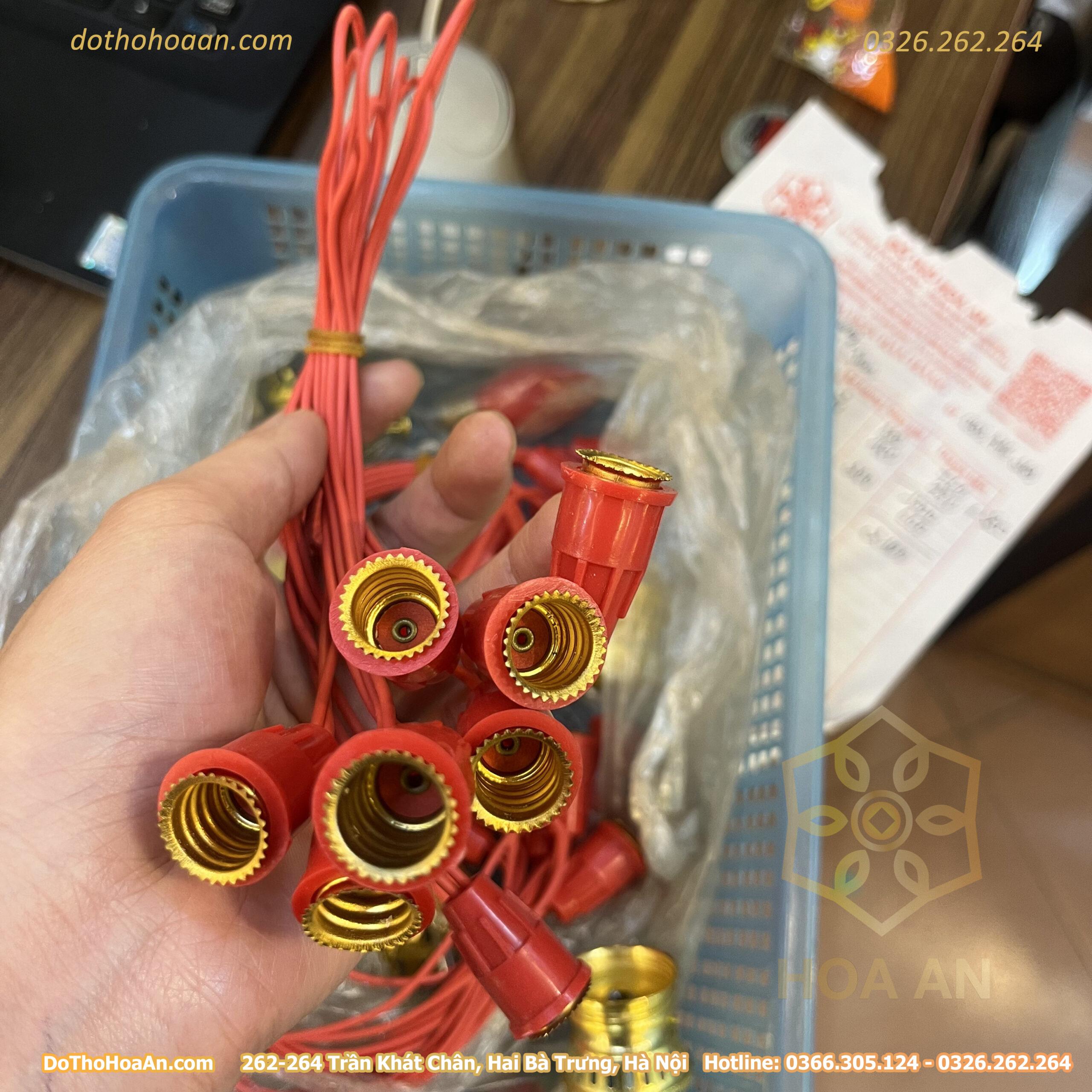 3e7d09e5e7565a498a307a107153f7cf93ec9672.jpg Đui Bóng Đèn Quả Nhót