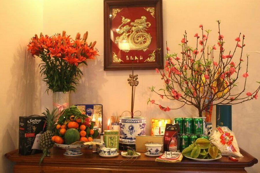 Hướng dẫn trang trí bàn thờ ngày Tết đơn giản và ấm cúng