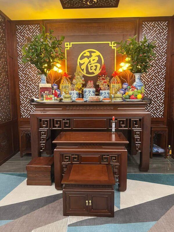 Đầu Năm Có Nên Mua Bàn Thờ Không? Giải Đáp Nỗi Lo Kiêng Kỵ, Hướng Dẫn A-Z Đón Tài Lộc Bình An.