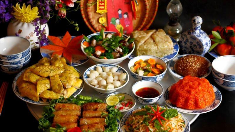 Ăn những món ngon trong ngày tết gặp may mắn