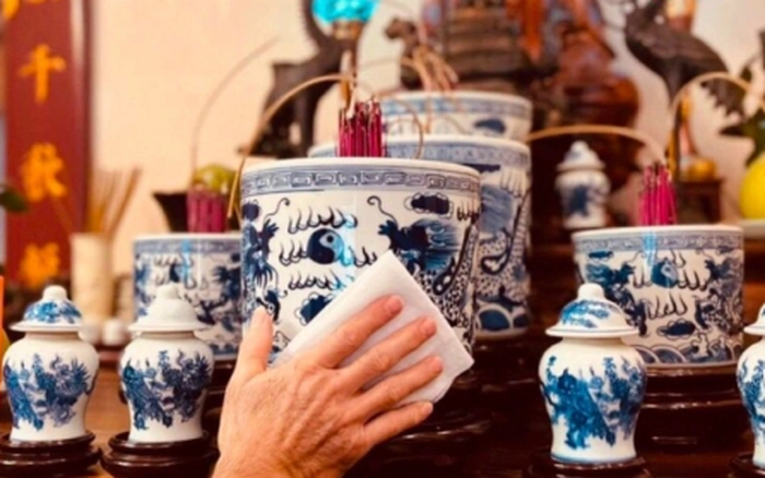 Một số lưu ý khi sử dụng nước lau bàn thờ tại gia
